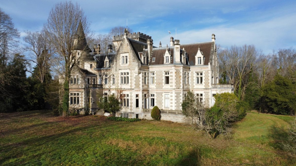 Neo gothic chateau 19th century near Pau