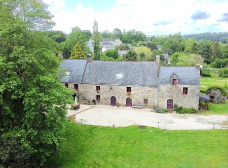 Near Guémené-sur-Scorff – renovated breton manor house XVIIIth century - 20812BR