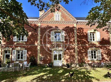 Calvados – 19ha manor house with outbuildings and stables - 20816NO