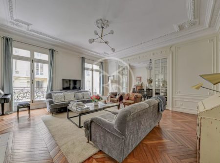 Paris 16th, Trocadero – large 4-bedroom apartment - 644VPA