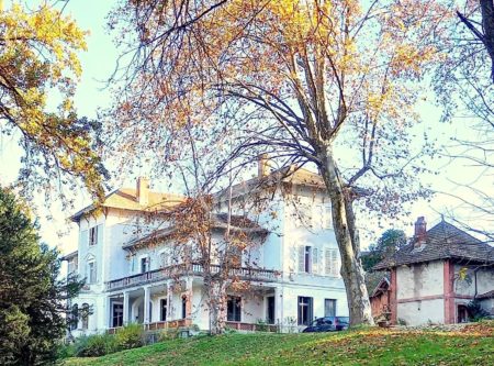 Splendide Villa XIXème siècle avec 2 ha de parc - 4735LY