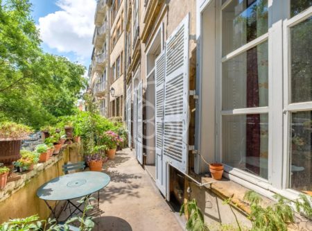 Lyon 5 Vieux Lyon Exceptional 172.20 m² apartment with terrace combining history and modernity - 4816LY