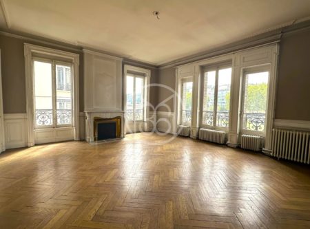 Très bel appartement familial – Lyon 2ème – Quai Joffre - 4817LY