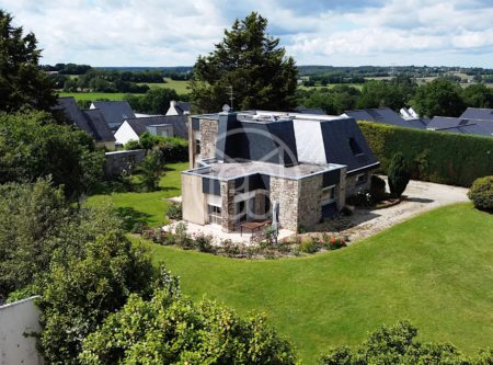 15km from the coast of Morbihan – ‘boat” house - 20879BR