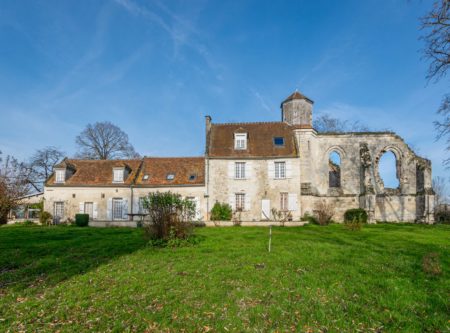 Oise – Compiègne area – property within a 1.5 hectare park - 80596PI