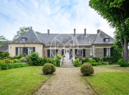 Aisne – manor house, outbuildings and park 1.8ha - 80608PI