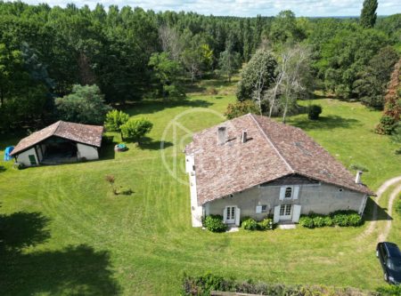 SOUTH GIRONDE – FORMER BAZADAIS-STYLE FARMHOUSE - 900889bx