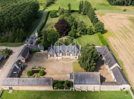 Aisne – manor house, outbuildings and park 1.8ha - 80608PI