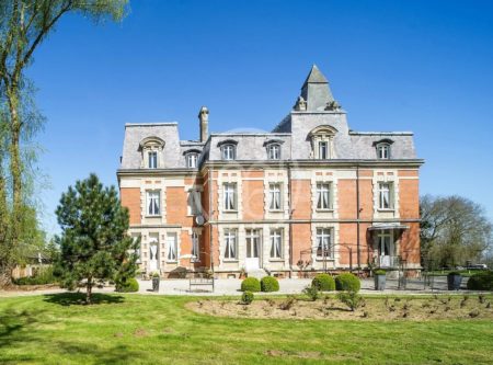 SOMME – CHATEAU ET TROIS DEPENDANCES DANS UN PARC DE 6HA - 80532PI