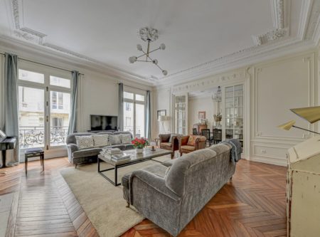 Paris 16th, Trocadero – large 4-bedroom apartment - 644VPA