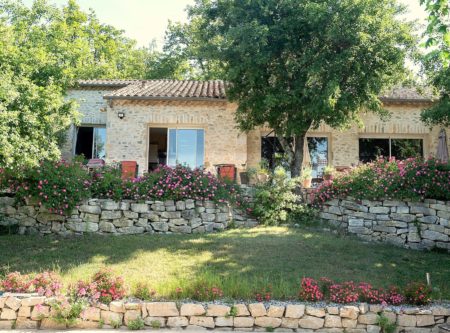 Villa d’architecte avec piscine en Drôme Provençale - 4762LY