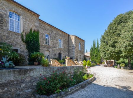 ELEGANT MANOR HOUSE RESTORED FROM THE XVIIITH CENTURY – OUTBUILDINGS RESTORED – PARK - 19548LR