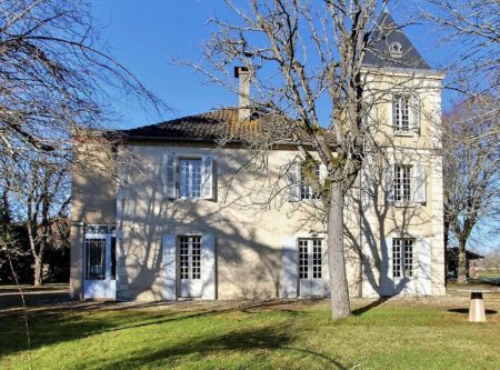 CHATEAU XIXEME  – DEPENDANCES ET PISCINE - 8526TS