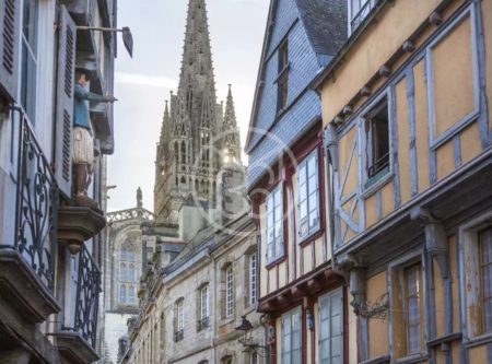 Quimper in the heart of the city – spacious 97.66 sqm loft - 20963BR