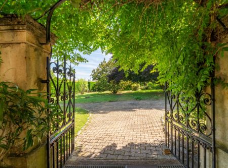 BEAUJOLAIS – LUCENAY – 339 m² Stone House with outbuildings - 4795LY