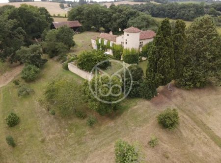 16TH CENTURY LISTED CHATEAU - 8522TS