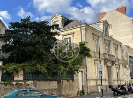 NANTES HYPER CENTRE – HÔTEL PARTICULIER RUE KLÉBER - 3006