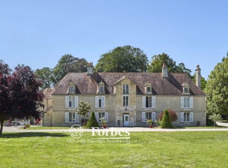 Normandy, near Caen – renovated 17th-century chateau and its commons - 20859NO