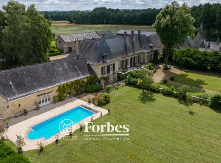 Aisne – manor house, outbuildings and park 1.8ha - 80608PI