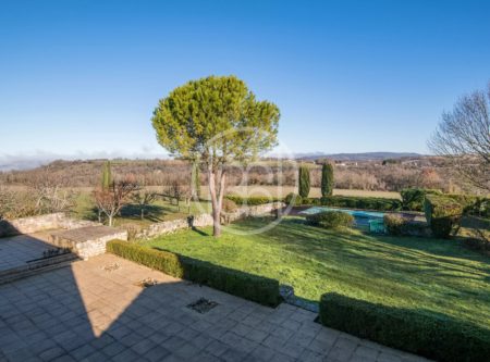 BASTIDE AVEC PISCINE EN PAYS CORDAIS - 8938TS