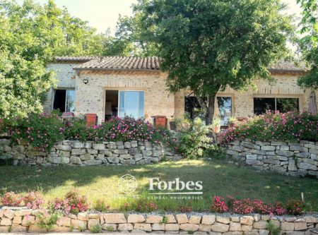 Villa d’architecte avec piscine en Drôme Provençale - 4762LY