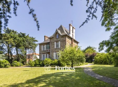 BOUGUENAIS LES COUËTS – PROPRIÉTÉ DANS UN SUBLIME PARC ARBORÉ - 3009