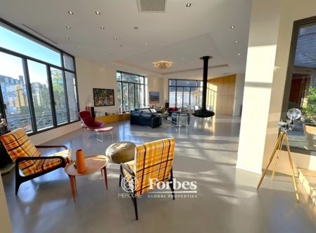 EXCEPTIONNEL LOFT de 319 M² avec PATIO - 9791PO