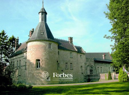 North of France – Chateau with an important housing capacity - 62277NC