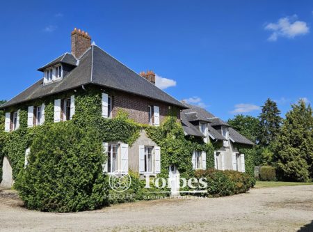 AISNE – SOISSONNAIS – GRANDE MAISON ET CORPS DE FERME, PARC 1HA - 80600PI