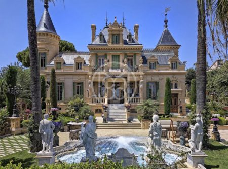 French Riviera, center of Antibes – sumptuous 1870 Chateau - 20620CA