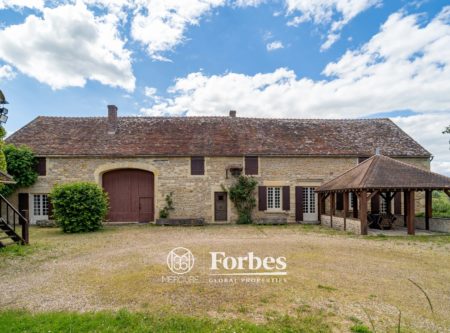 Morvan- Maison de village- Longère – Dépendance- terrain de 4120m² - 1739MAC