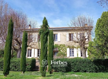 Belle Maison de Maître avec piscine Sud de Lyon - 4780LY