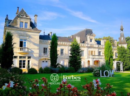 West of France, 19th century chateau with gites and pool - 9606PO