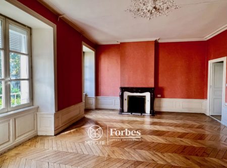 Bright 128m² T6 flat, 3 bedrooms, garage, parking, Cours Sablon - 20694AU