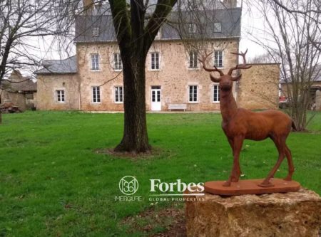 MANOIR À L’ ÉLÉGANCE INTEMPORELLE . ALLIANCE PARFAITE ENTRE CHARME HISTORIQUE ET MODERNITÉ - 9085TS