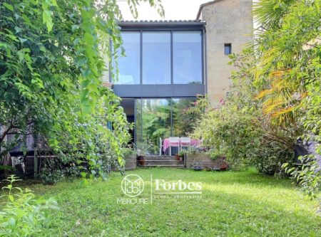 BORDEAUX CENTRE – LARGE HOUSE WITH SWIMMING POOL AND MAGNIFICENT GARDEN - 900996bx