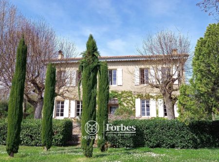 Belle Maison de Maître avec piscine Sud de Lyon - 4780LY