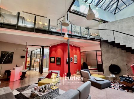 Magnifique loft de 412m² habitables, proche centre et commerces de ROYAT - 20956AU