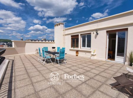 Maison 6 chambres + un T3, 292m² avec grande terrasse, jardin, 10min à pied Jardin Lecoq - 20858AU