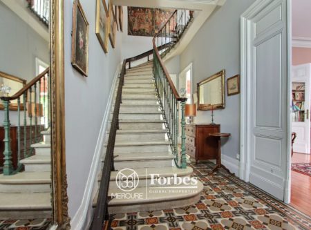 BORDEAUX CENTRE – TRES BELLE MAISON FAMILIALE EN PIERRE - 901021bx