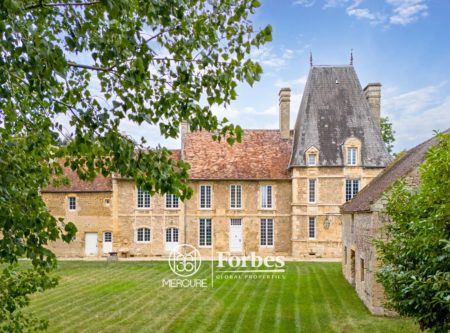 Normandy, between Caen and the sea – authentic 16th/17th century manor house - 20907NO