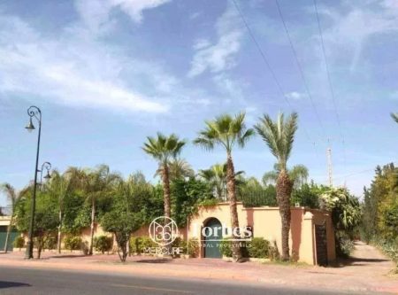 A BEAUTIFUL VILLA IN THE HEART OF THE PALMERAIE DE MARRAKECH. - 1301.EL