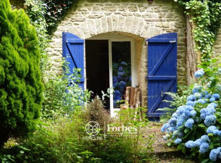 Morbihan, Maison de maître avec dépendances sur parc paysagé - 21027BR