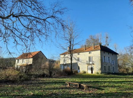 ANCIEN MOULIN DE CHARME EN PIERRE DE BOURGOGNE - 21122MHL