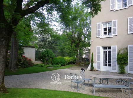 À VENDRE – ÉCULLY – SOMPTUEUSE PROPRIÉTÉ FAMILIALE AVEC PISCINE, TENNIS & TERRAIN DIVISIBLE – 3 000 000 € - 4903LY