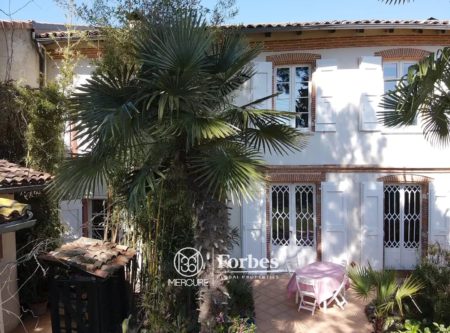 17TH-C VILLAGE HOUSE – VIEW OF THE PYRENEES - 8789TS