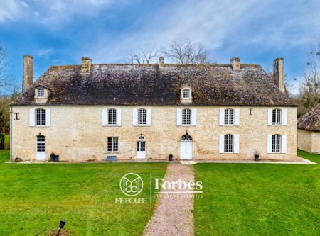 Near Falaise – Elegant 18th century manor house - 21003NO