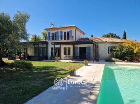 FAMILY HOME AT THE GATEWAY TO THE MEDOC - 900999bx