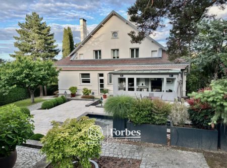 Belle propriété de 380m² sur 1429m², 6 chambres, terrasse, piscine, Chamalières - 20922AU